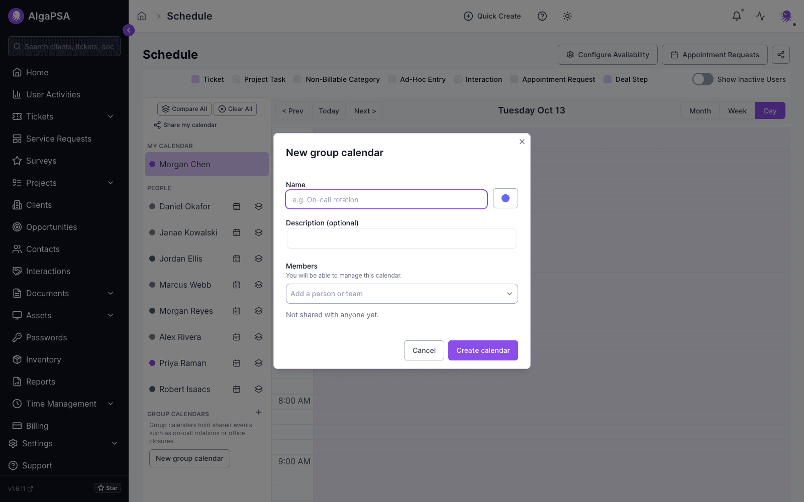 New group calendar dialog with Name, Description, colour and Members fields